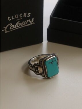 Turquoise Stone Silver Men's Signet Ring - Clocks and Colours